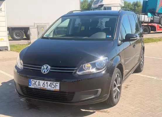 Volkswagen Touran for rent in Poland