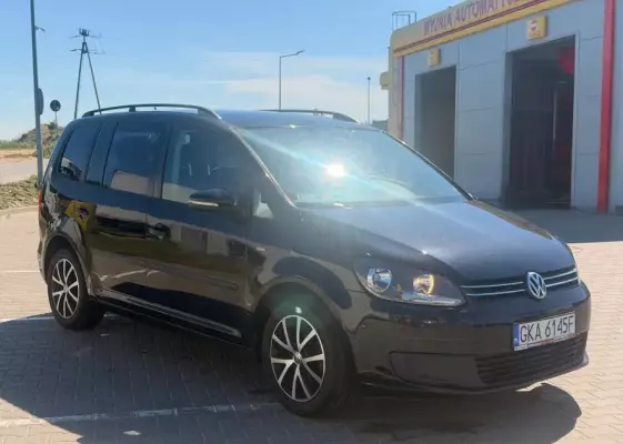 Volkswagen Touran for rent in Poland